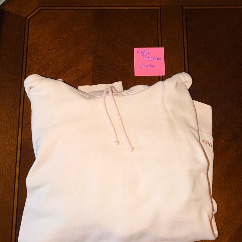 Aritzia TNA hoodie size 2XL